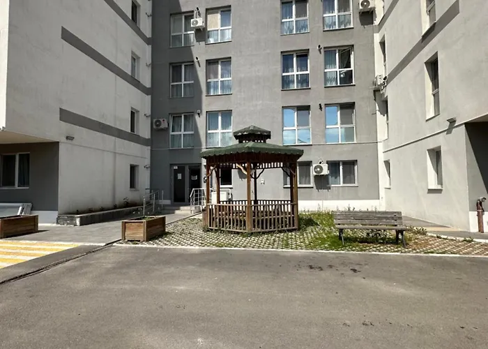 Wild Nest King Size Bed *