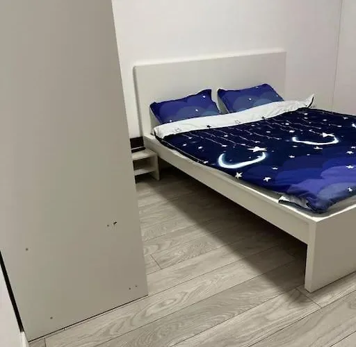 Wild Nest King Size Bed Bukarest