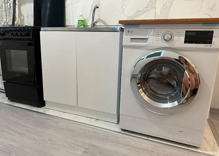 Wild Nest King Size Bed Bucureşti