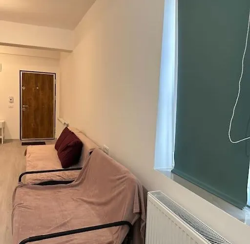 Wild Nest King Size Bed * Bucharest