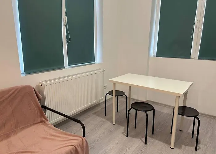 Wild Nest King Size Bed Apartament