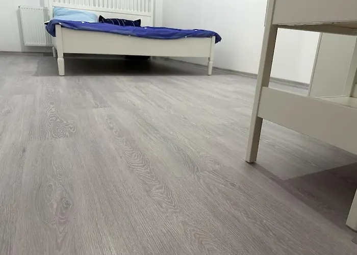 Wild Nest King Size Bed *